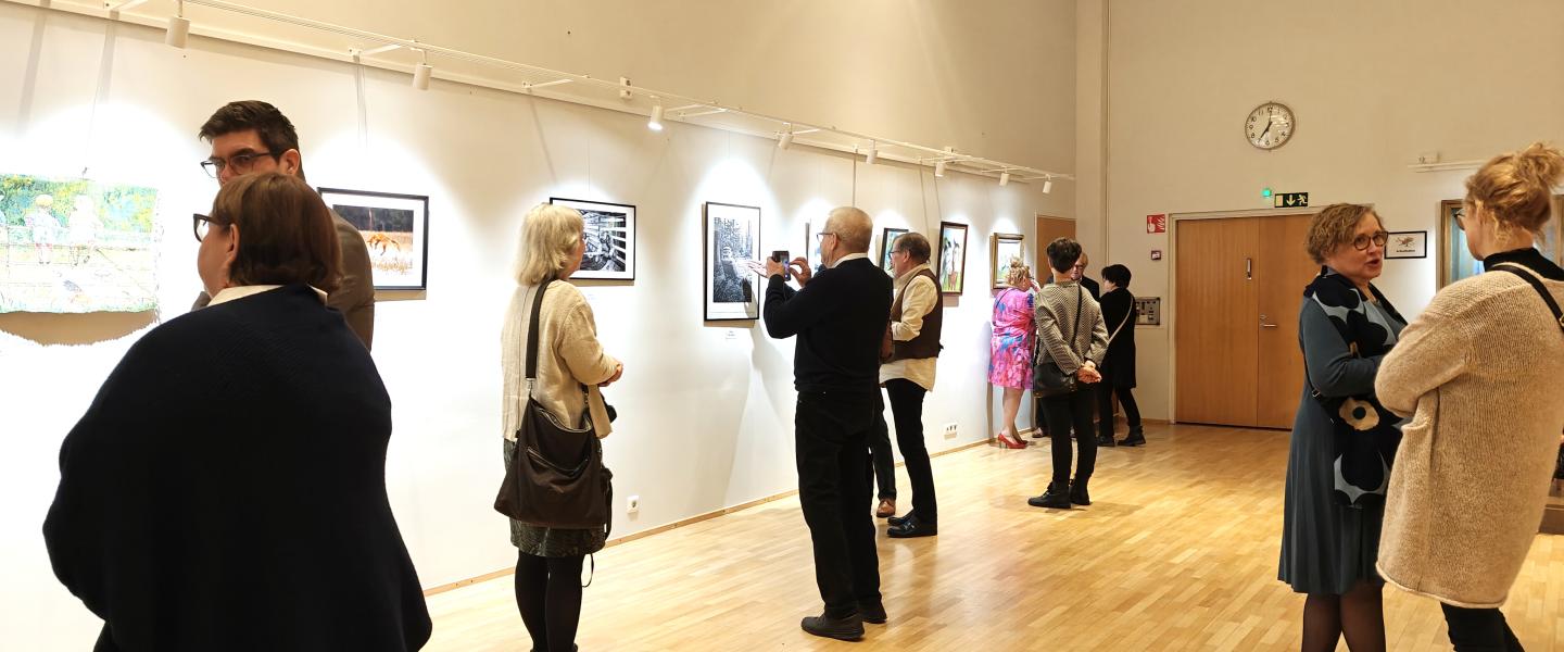 Lehmirannan taidegallerian avajaiset